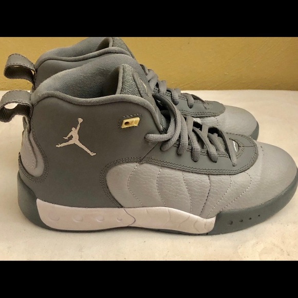 jordan jumpman gray